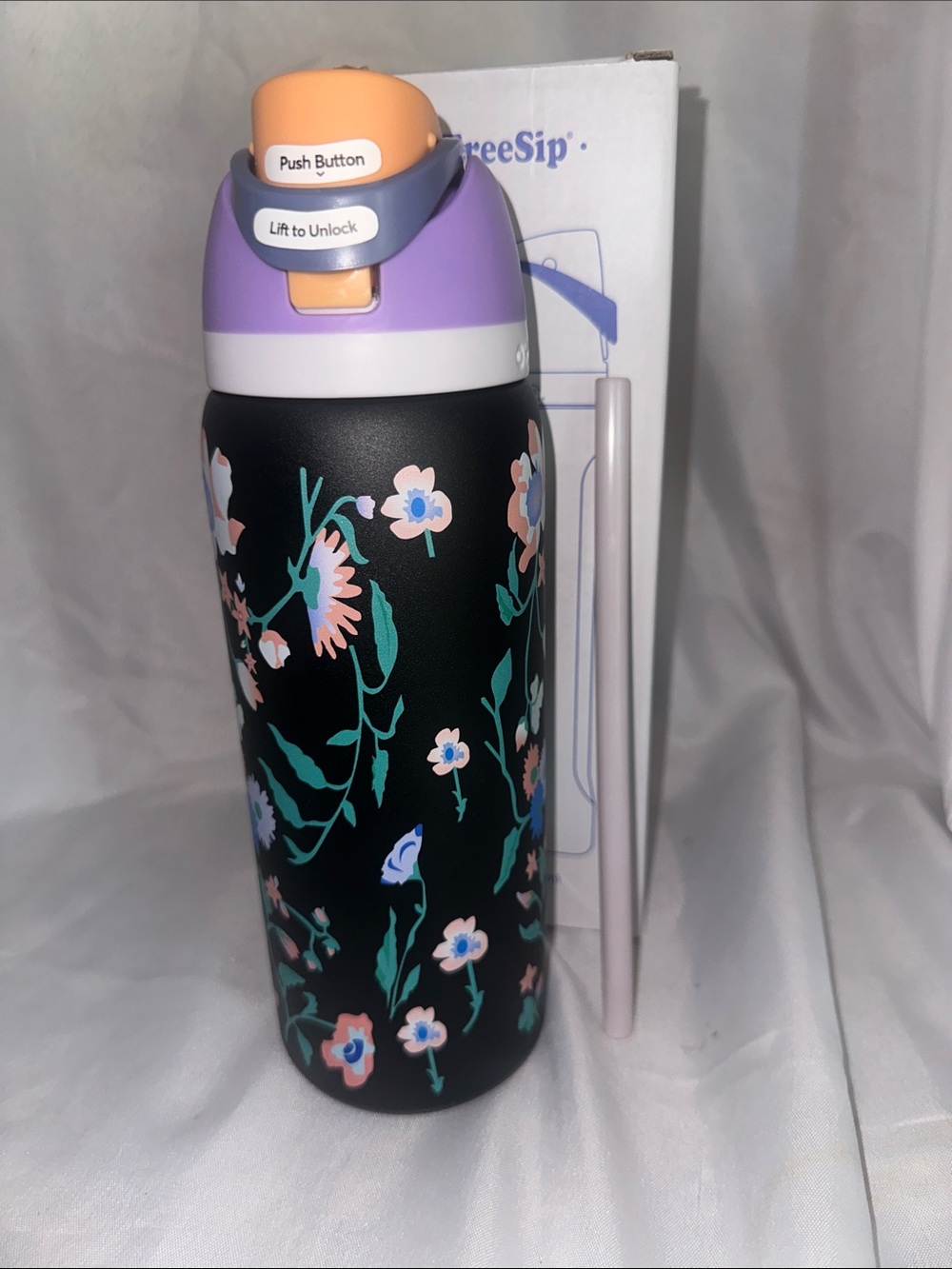 Owala insulated water bottle with a built-in straw. Garden Floral 32oz. 2